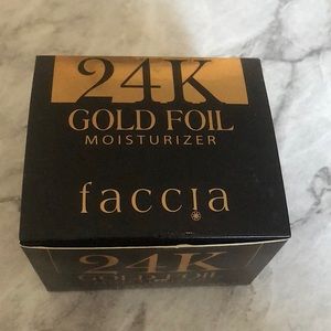 Faccia 24K gold foil moisturizer